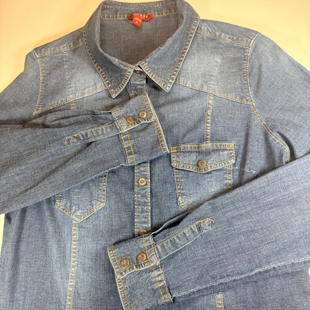 GUESS Women’s XL Blue Denim Western Button-Up Shirt